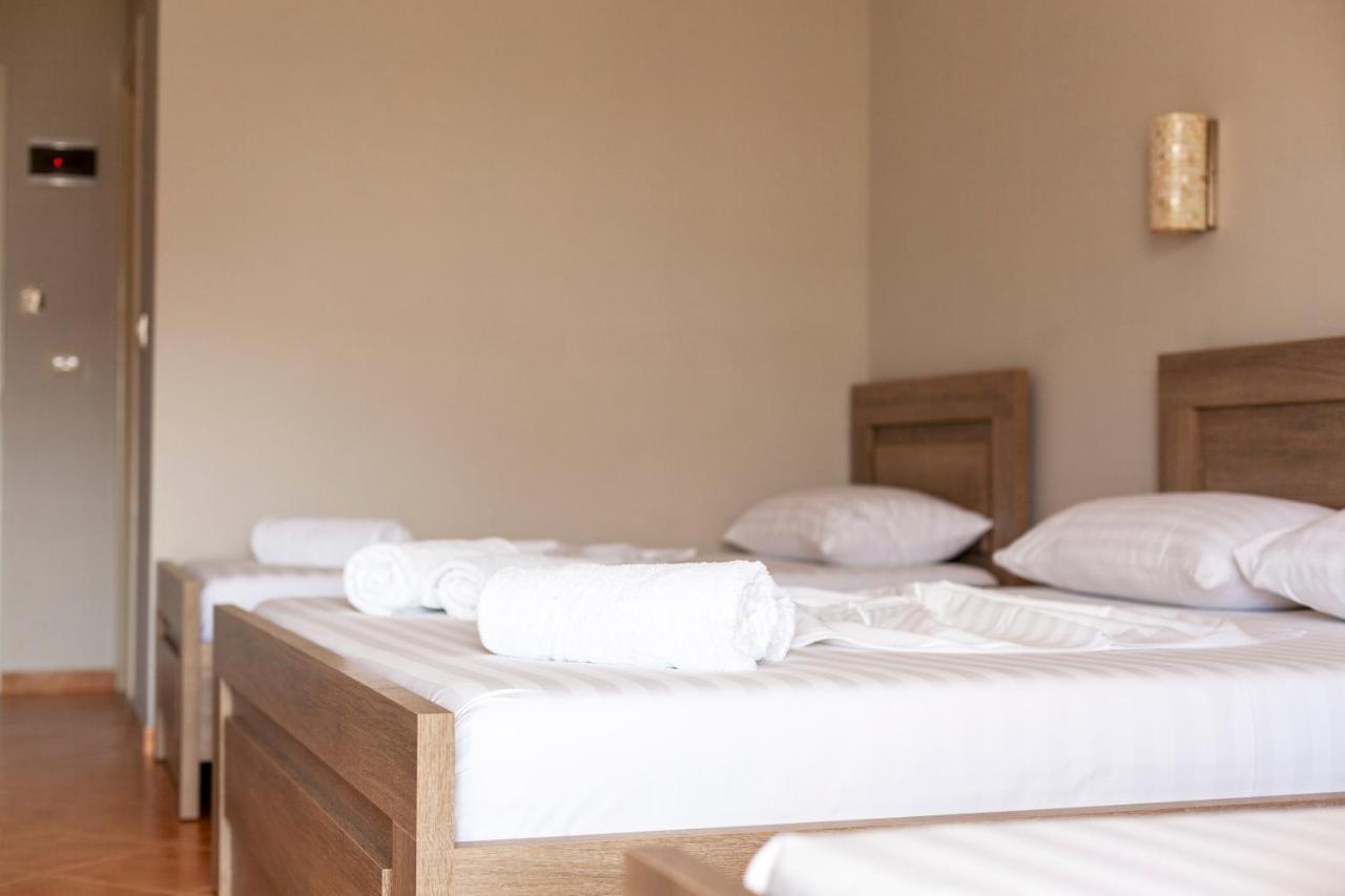 Toni Retzo Rooms Химара Экстерьер фото