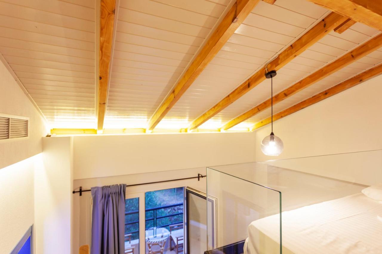 Toni Retzo Rooms Химара Экстерьер фото